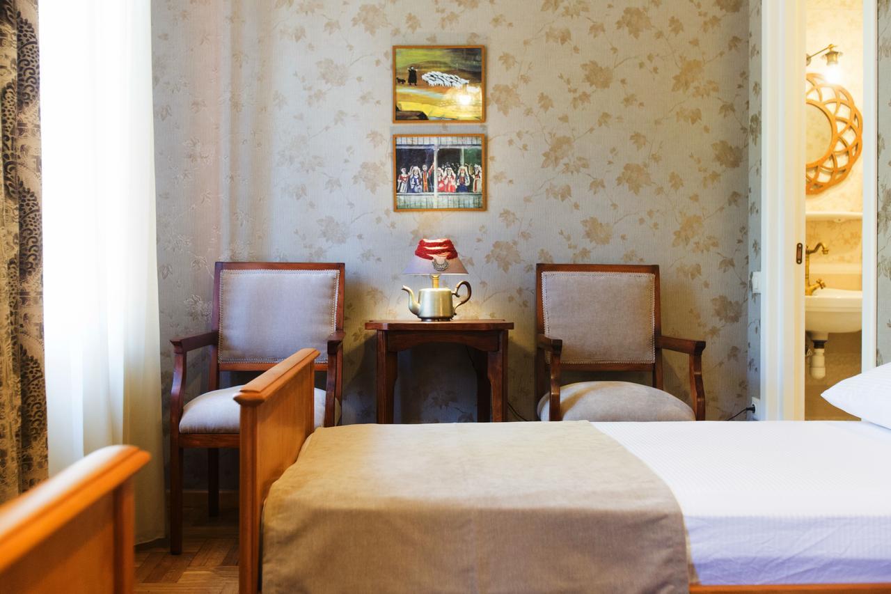 Bloom Boutique Hotel Tbilisi ภายนอก รูปภาพ