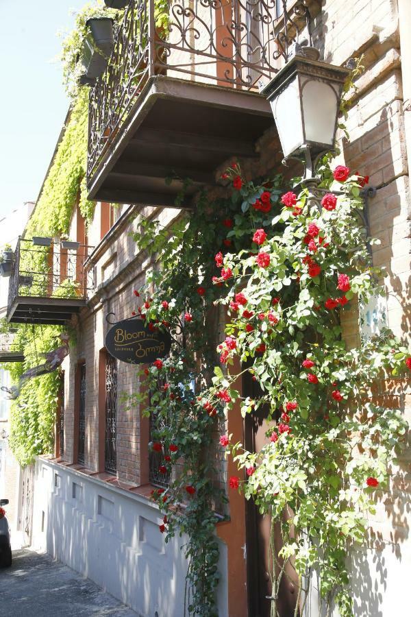 Bloom Boutique Hotel Tbilisi ภายนอก รูปภาพ