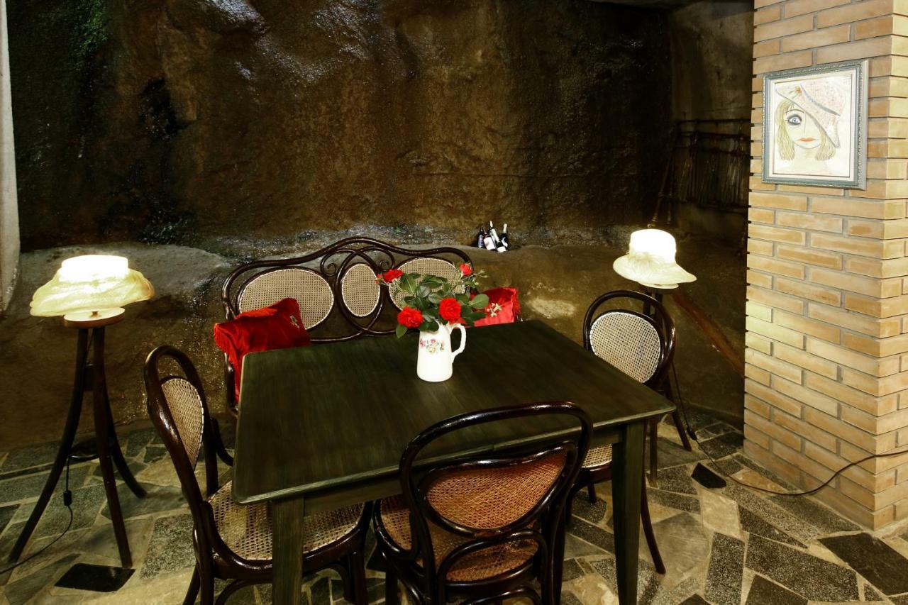 Bloom Boutique Hotel Tbilisi ภายนอก รูปภาพ